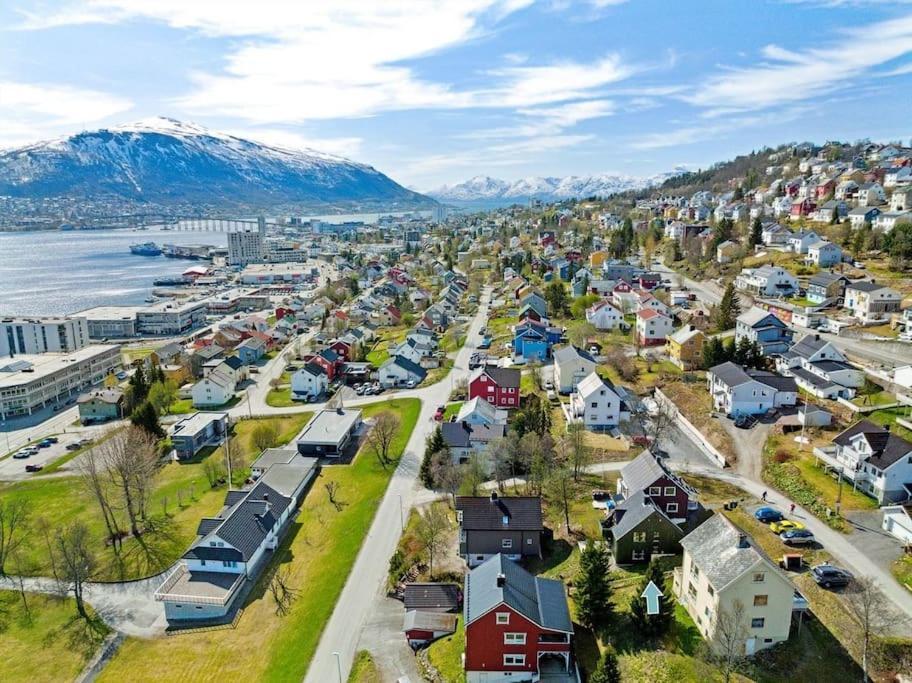 Cozy Little House In Tromso City 외부 사진