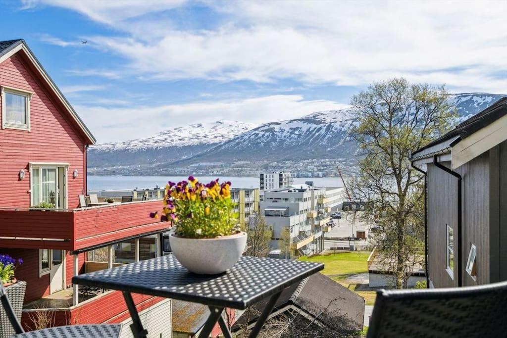Cozy Little House In Tromso City 외부 사진