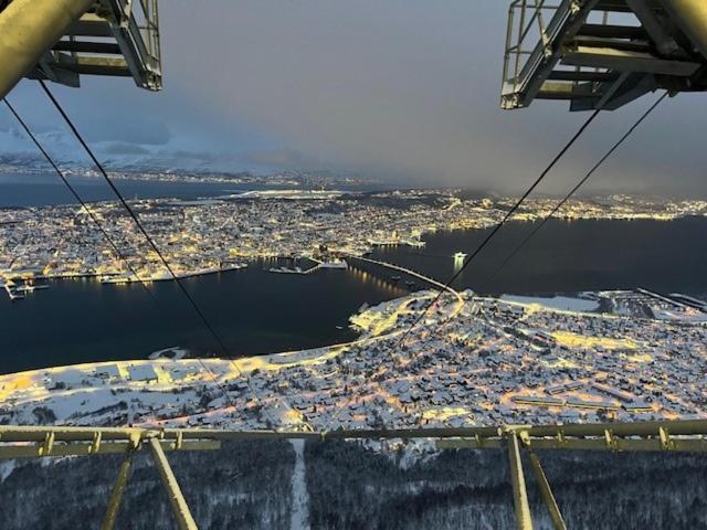 Cozy Little House In Tromso City 외부 사진